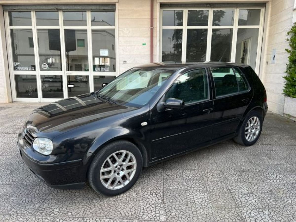 VOLKSWAGEN Golf 4ª serie 2
