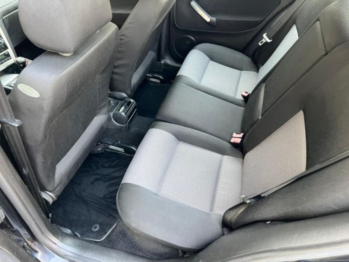 VOLKSWAGEN Golf 4ª serie 5