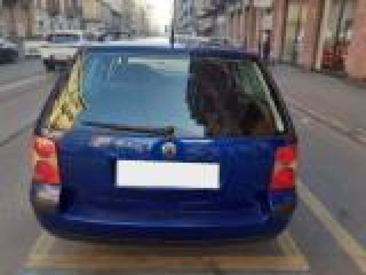 VOLKSWAGEN Passat 5ª serie 4