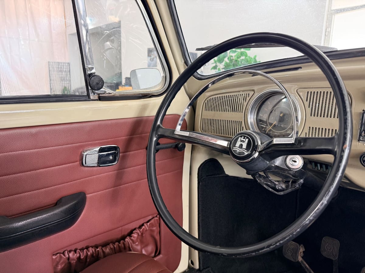 VOLKSWAGEN Maggiolino 5