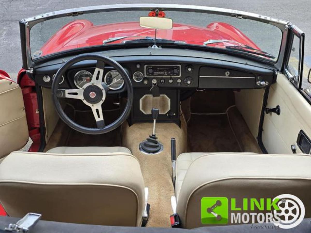 MG MGB 15