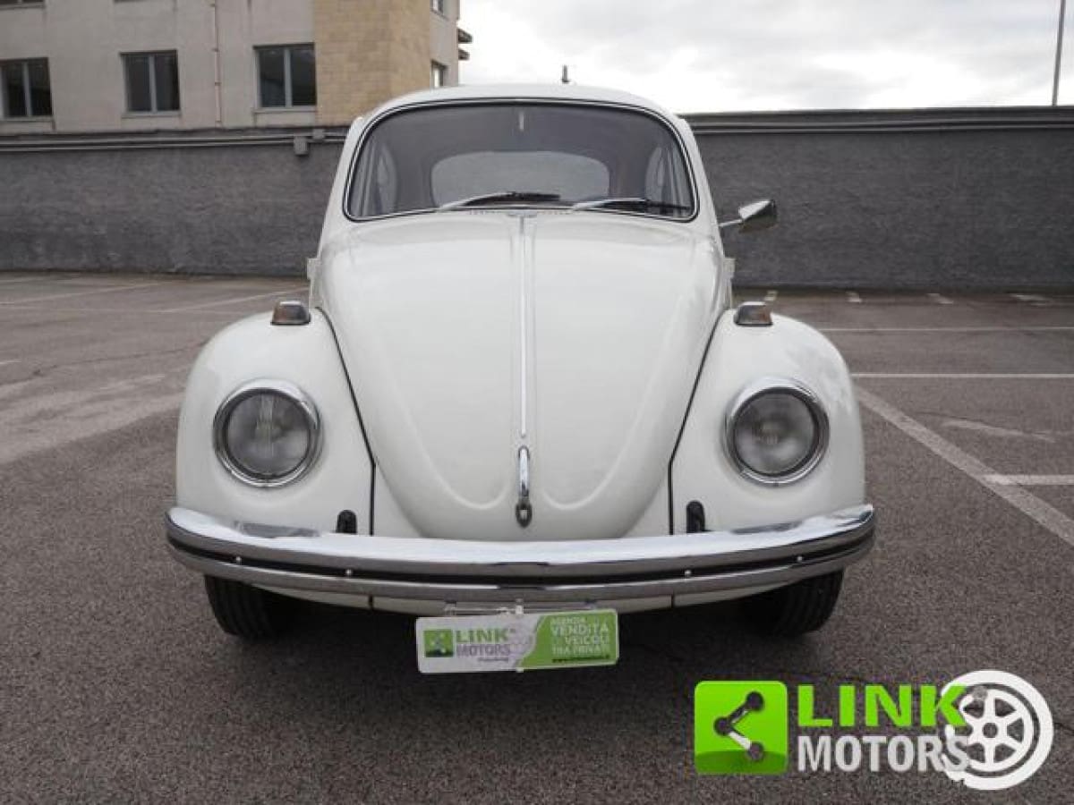 VOLKSWAGEN Maggiolino 12