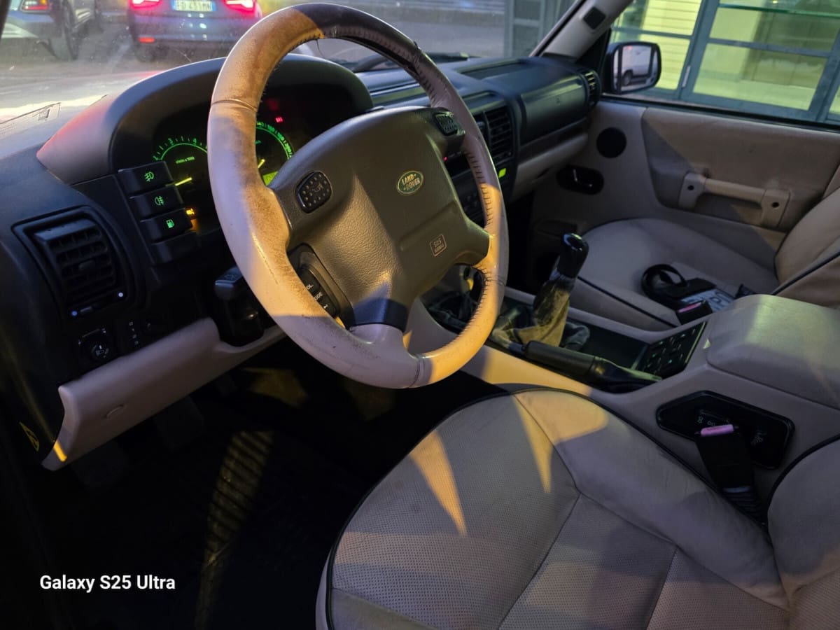 LAND ROVER Discovery 2ª serie 14