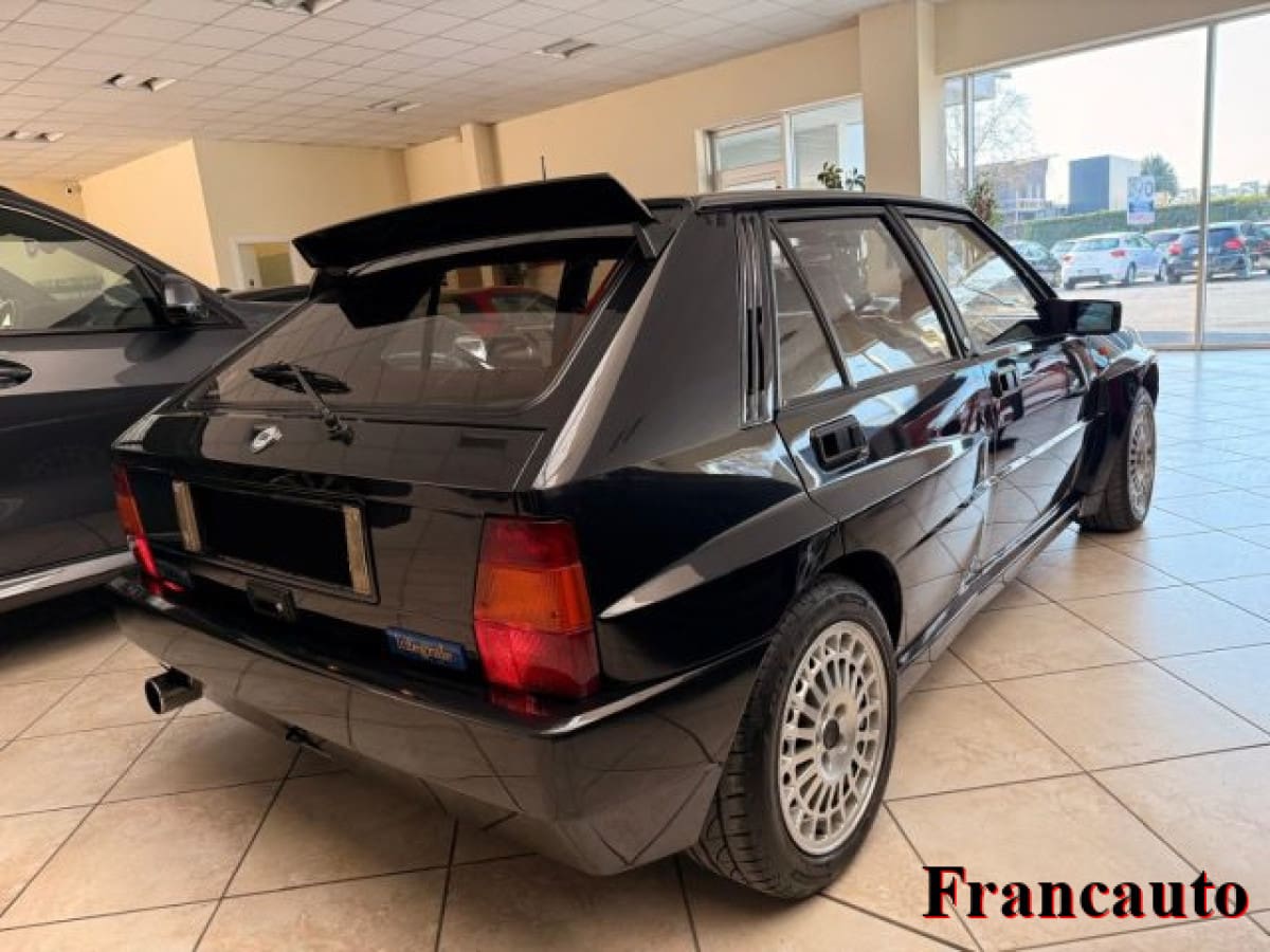 LANCIA Delta 8