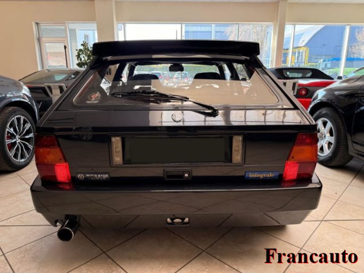 LANCIA Delta 11