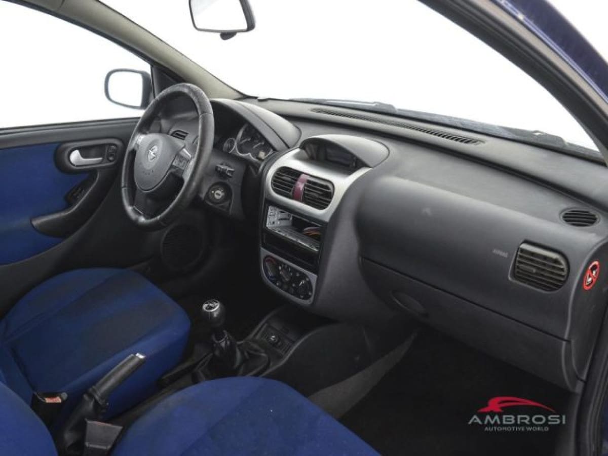 OPEL Corsa 2ª serie 4