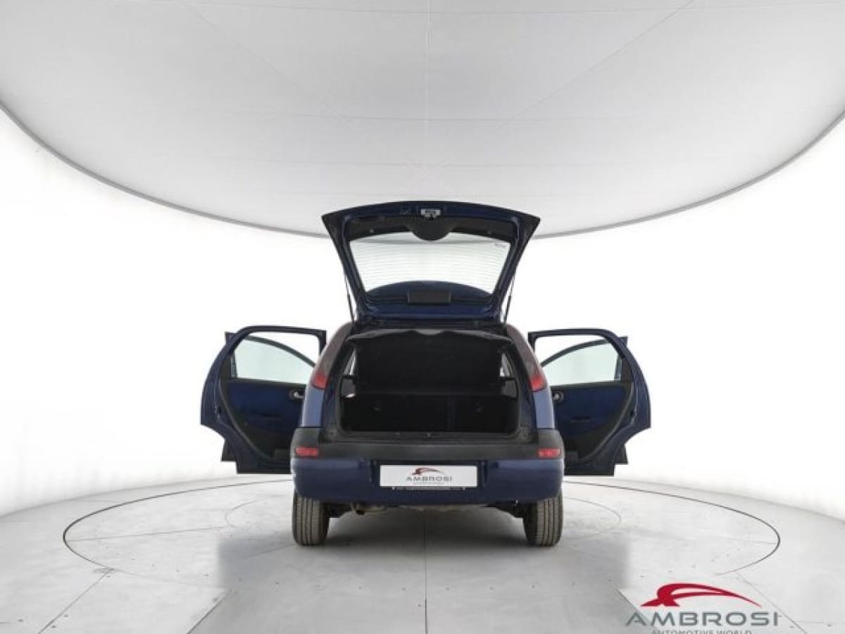 OPEL Corsa 2ª serie 12