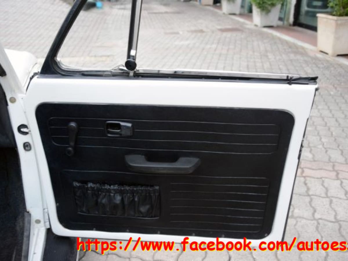 VOLKSWAGEN Maggiolone 4