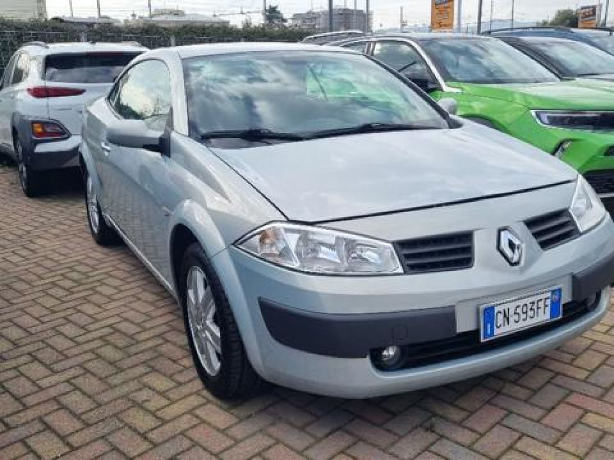 RENAULT Mégane 2ª serie 2