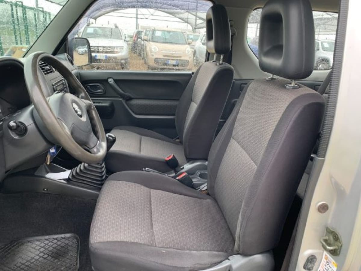 SUZUKI Jimny 3ª serie 14