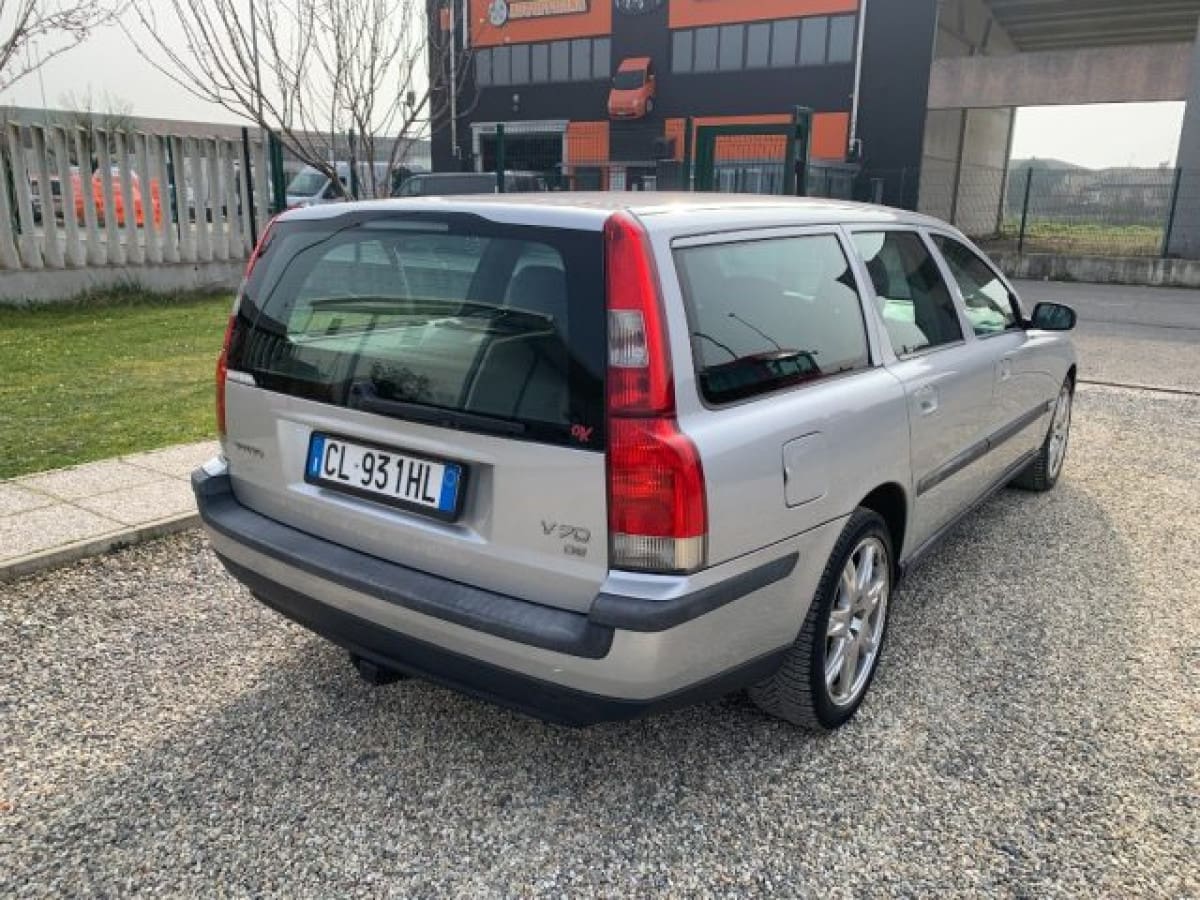 VOLVO V70/XC70 10