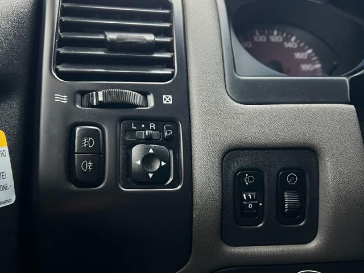 MITSUBISHI Pajero (\'82-\'00) 5