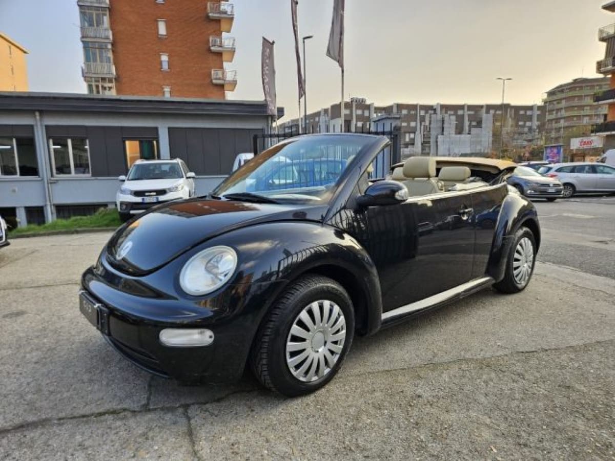 VOLKSWAGEN New Beetle 11
