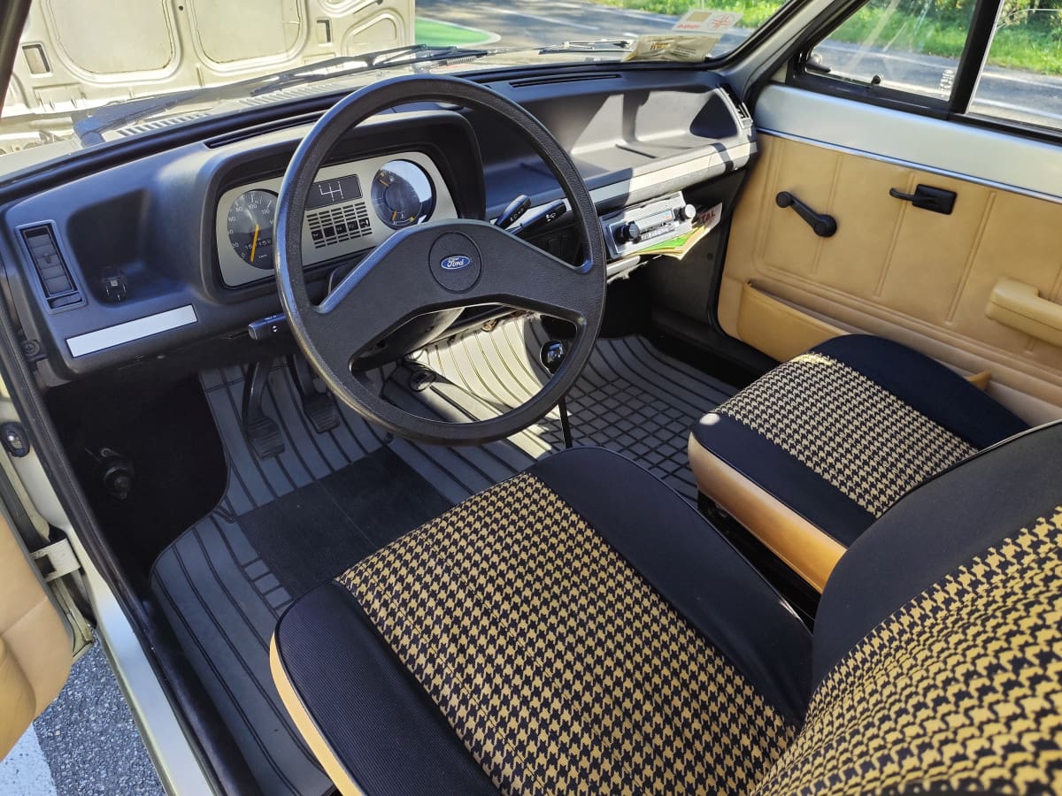 FORD FIESTA (I/II S.) 6