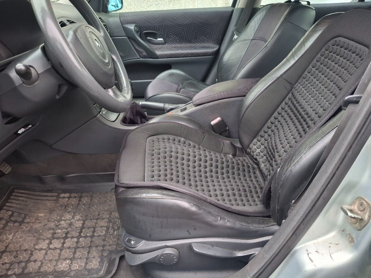 RENAULT Laguna 2ª s. 01-05 3