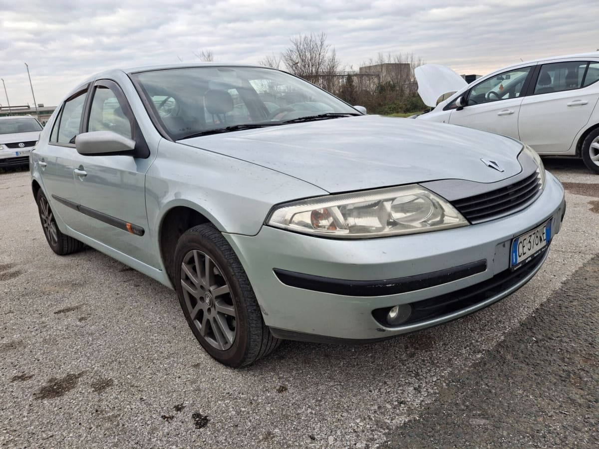 RENAULT Laguna 2ª s. 01-05 12