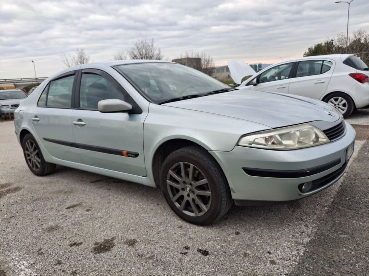 RENAULT Laguna 2ª s. 01-05 13