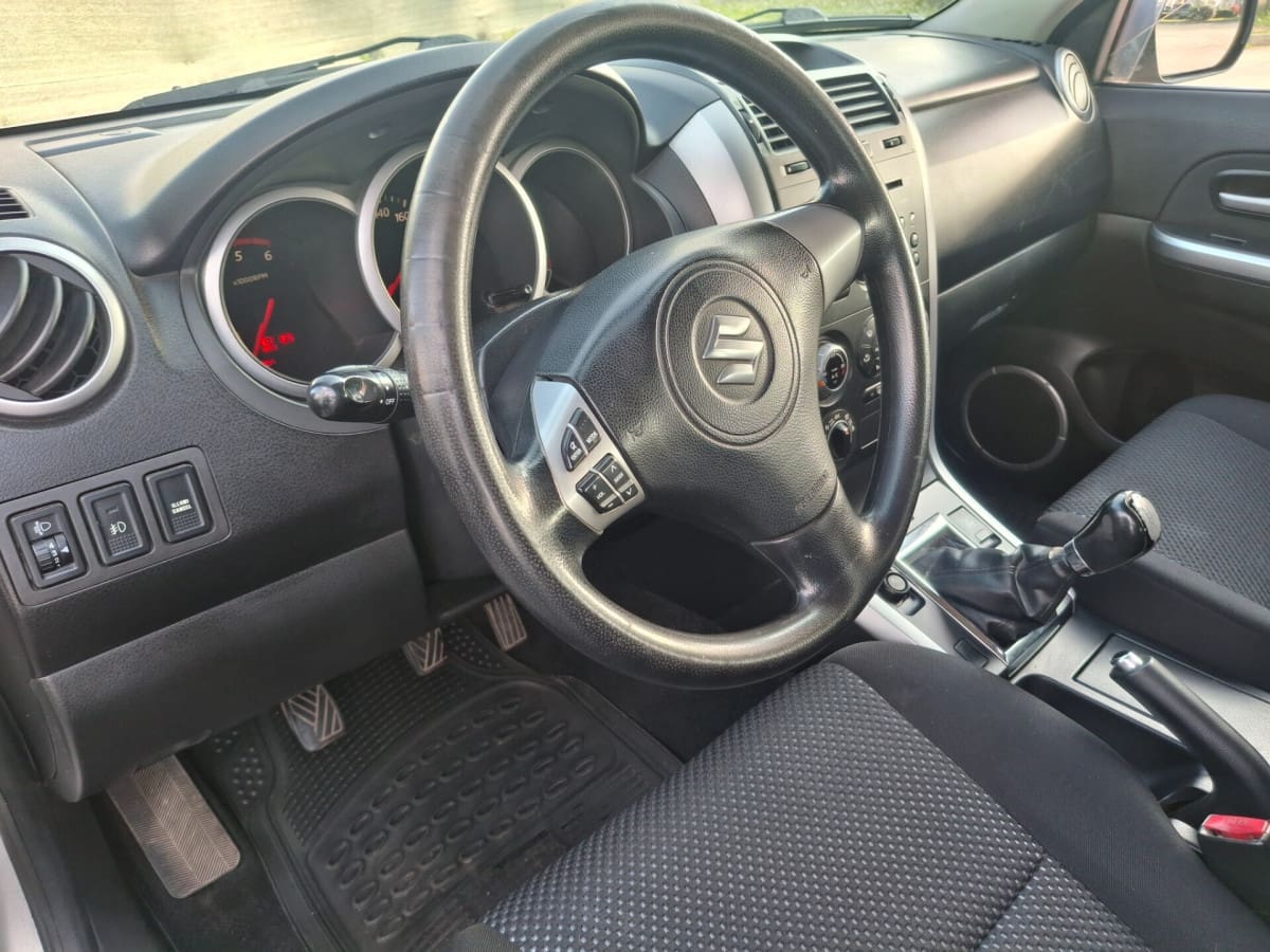 SUZUKI Grand Vitara 2ª 10