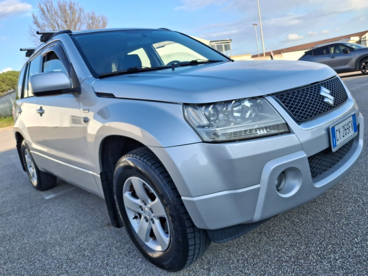 SUZUKI Grand Vitara 2ª 25