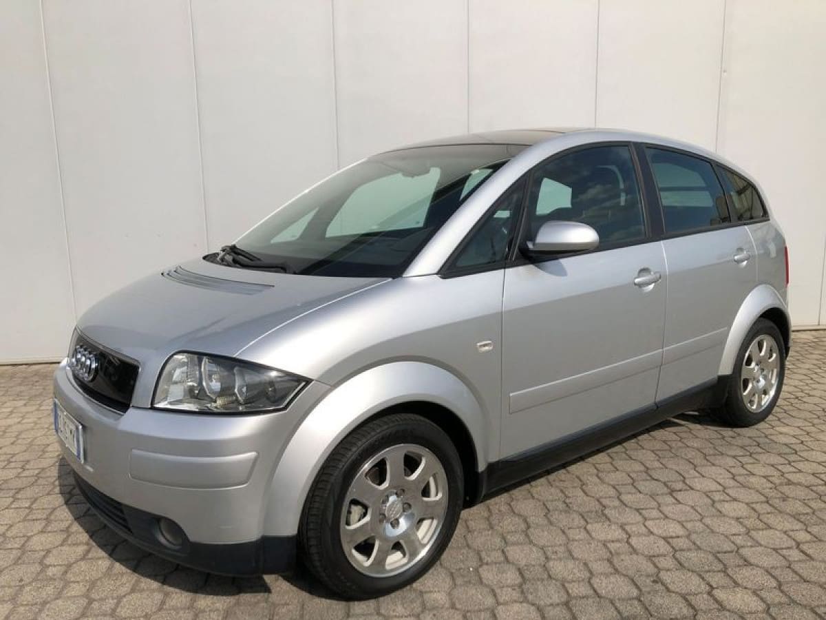 AUDI A2 109725742