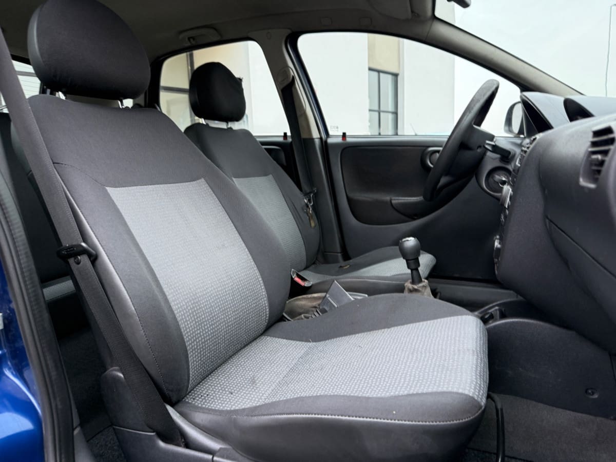 OPEL Corsa 3ª serie 4