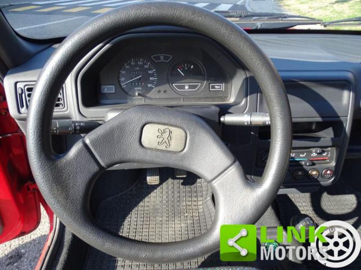 PEUGEOT 106 12