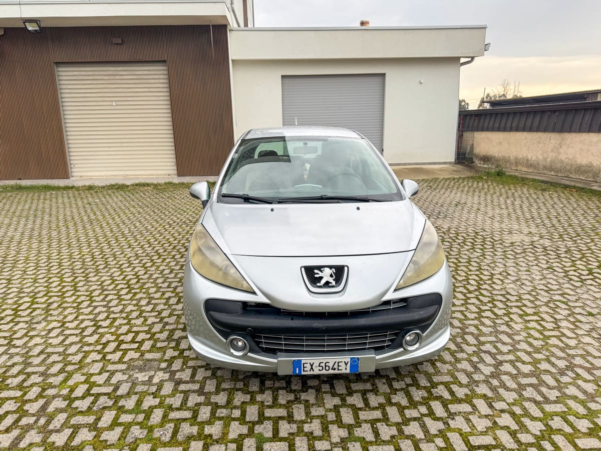 PEUGEOT 207 5