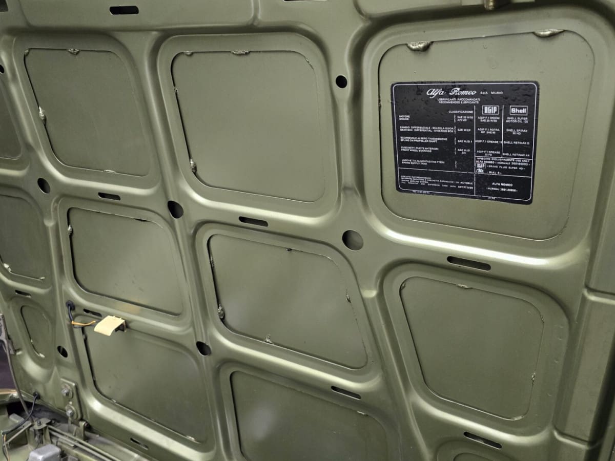 ALFA ROMEO 2000 22