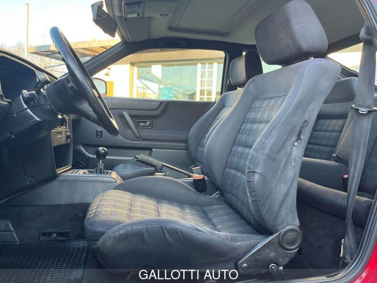 VOLKSWAGEN Corrado 18