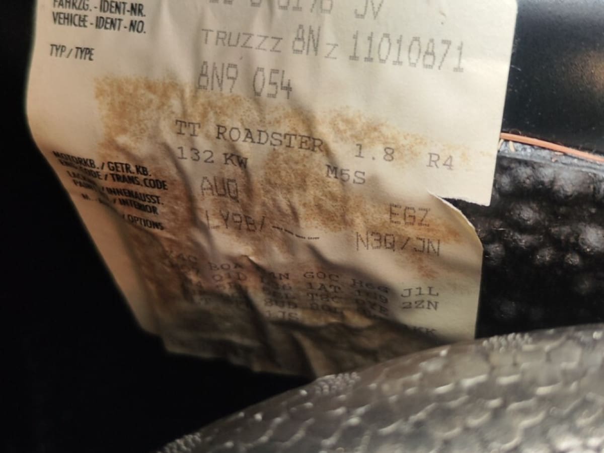 AUDI TT 1ª serie 15