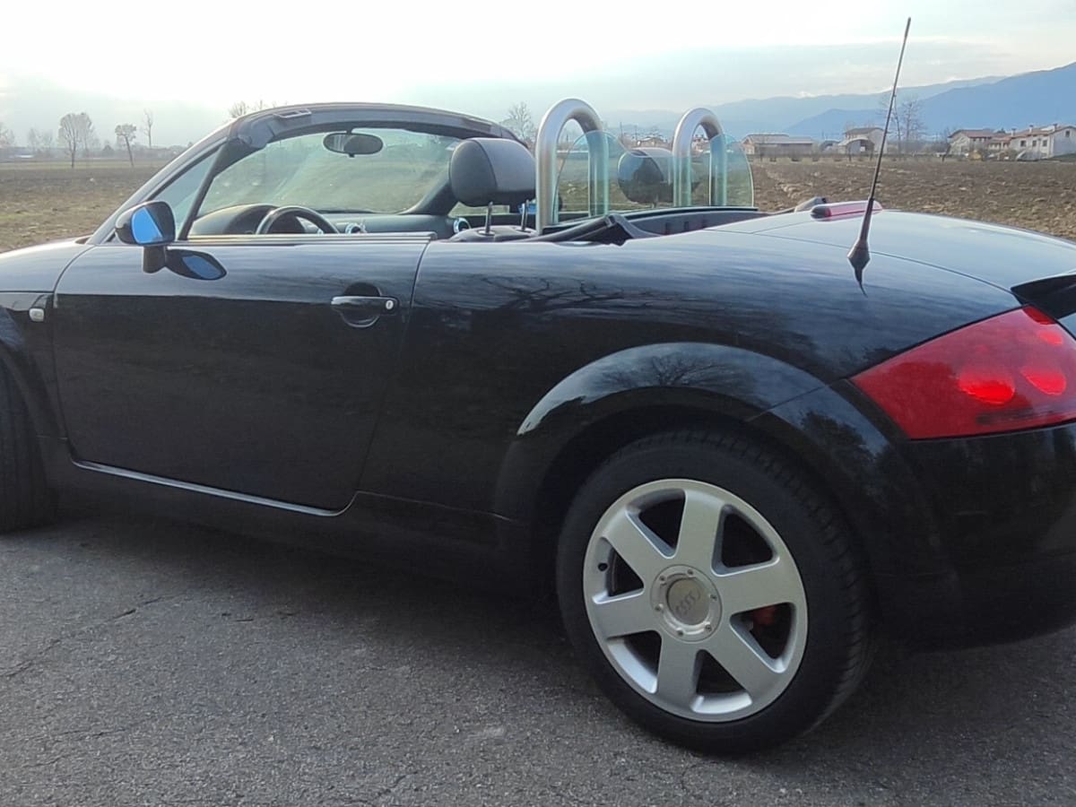 AUDI TT 1ª serie 18