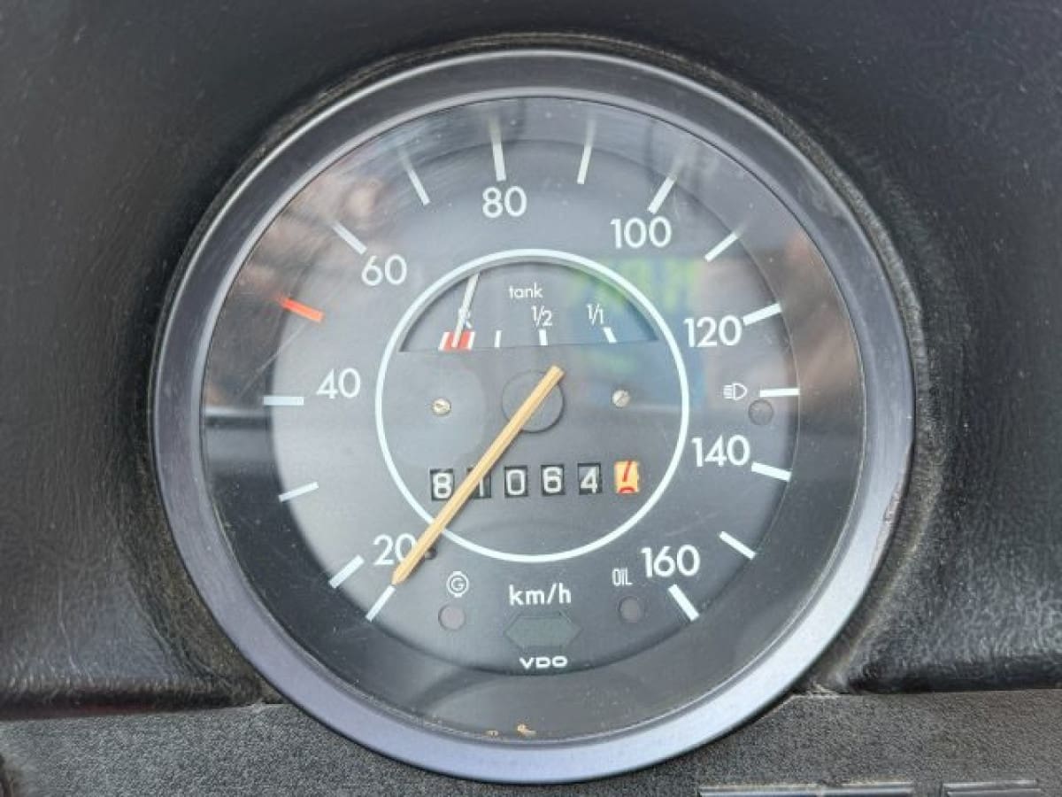 VOLKSWAGEN Maggiolone 14