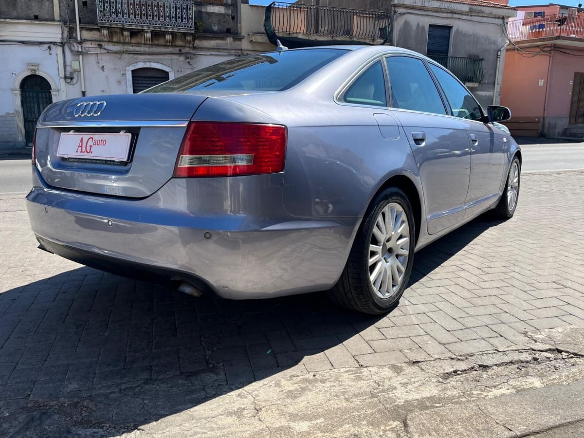 AUDI A6 3ª serie 21