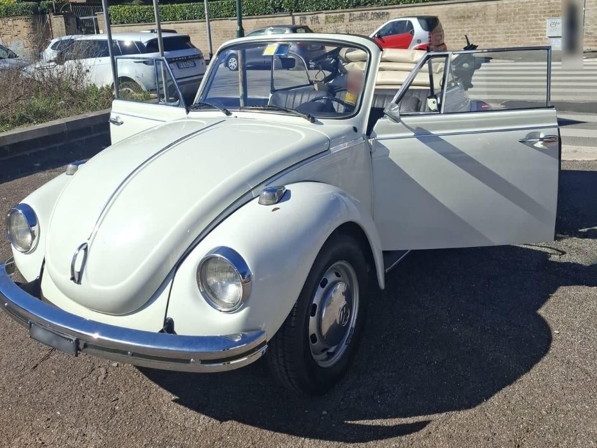 VOLKSWAGEN MAGGIOLONE 1303 CABRIOLET 3