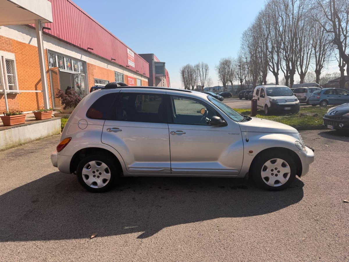CHRYSLER PT Cruiser 2