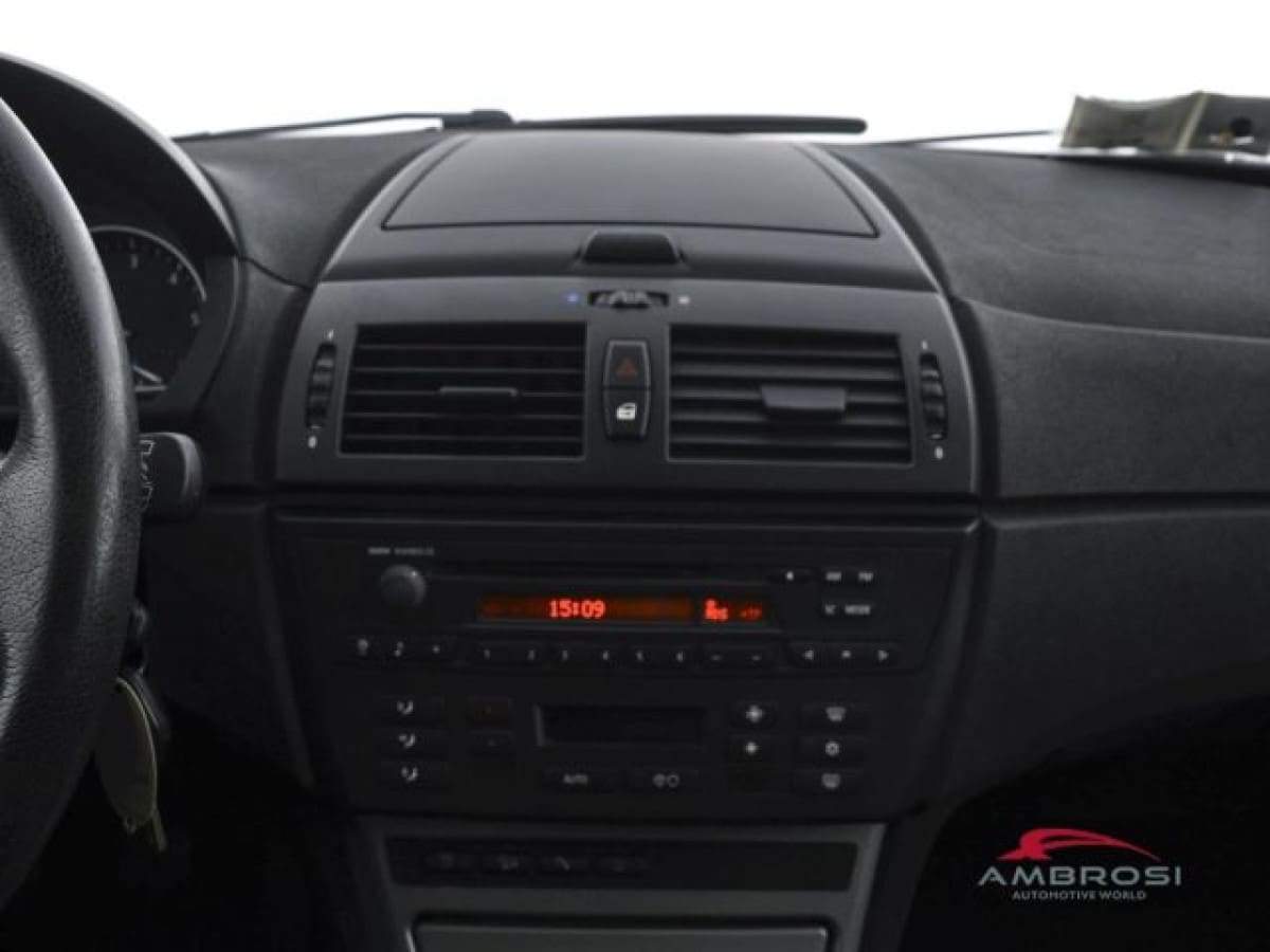 BMW X3            (E83) 7