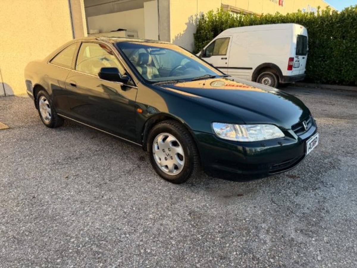 HONDA Accord 6ª serie 2