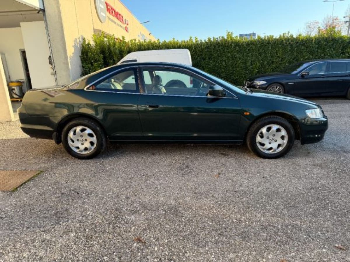 HONDA Accord 6ª serie 8