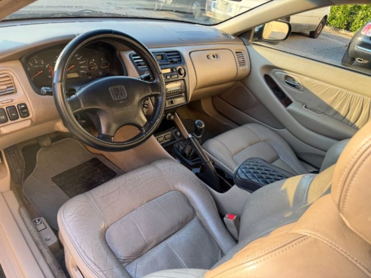 HONDA Accord 6ª serie 12