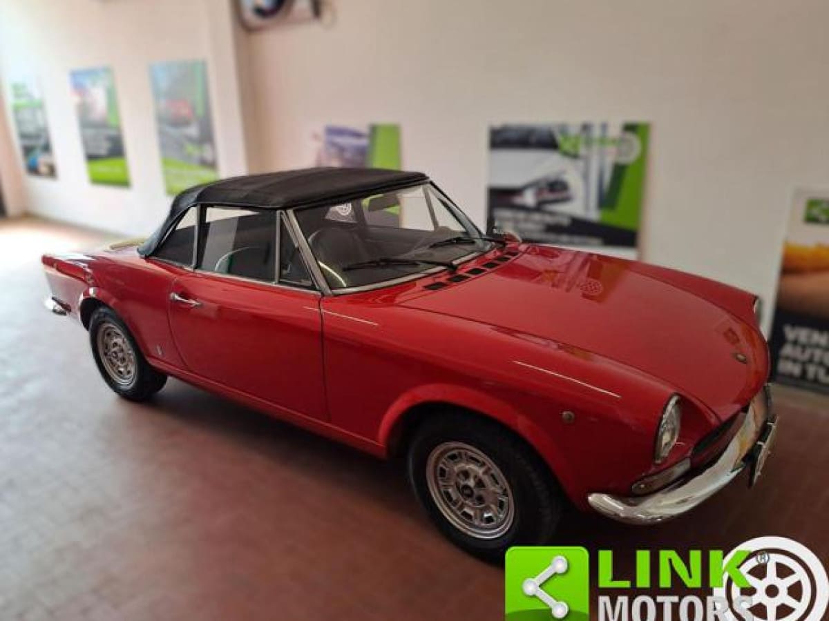 FIAT 124 spider 4