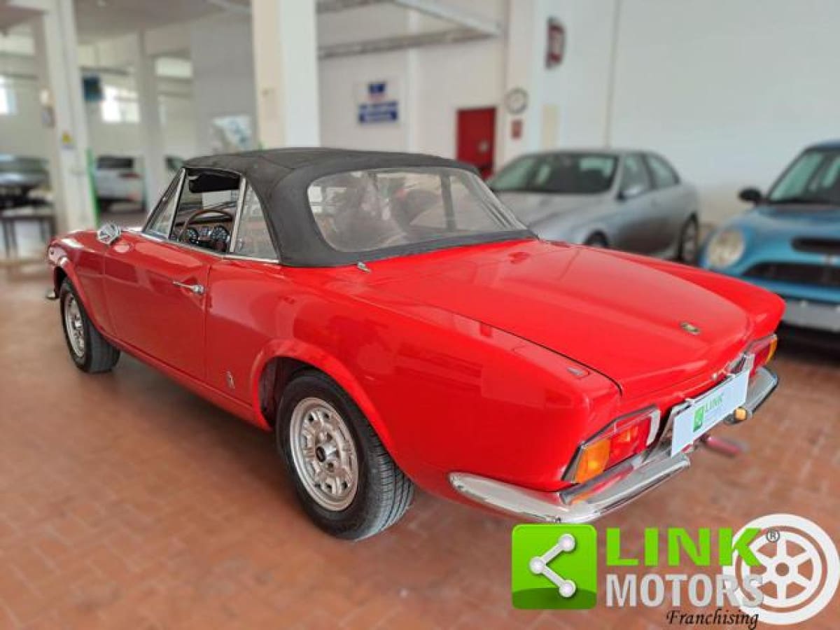 FIAT 124 spider 8