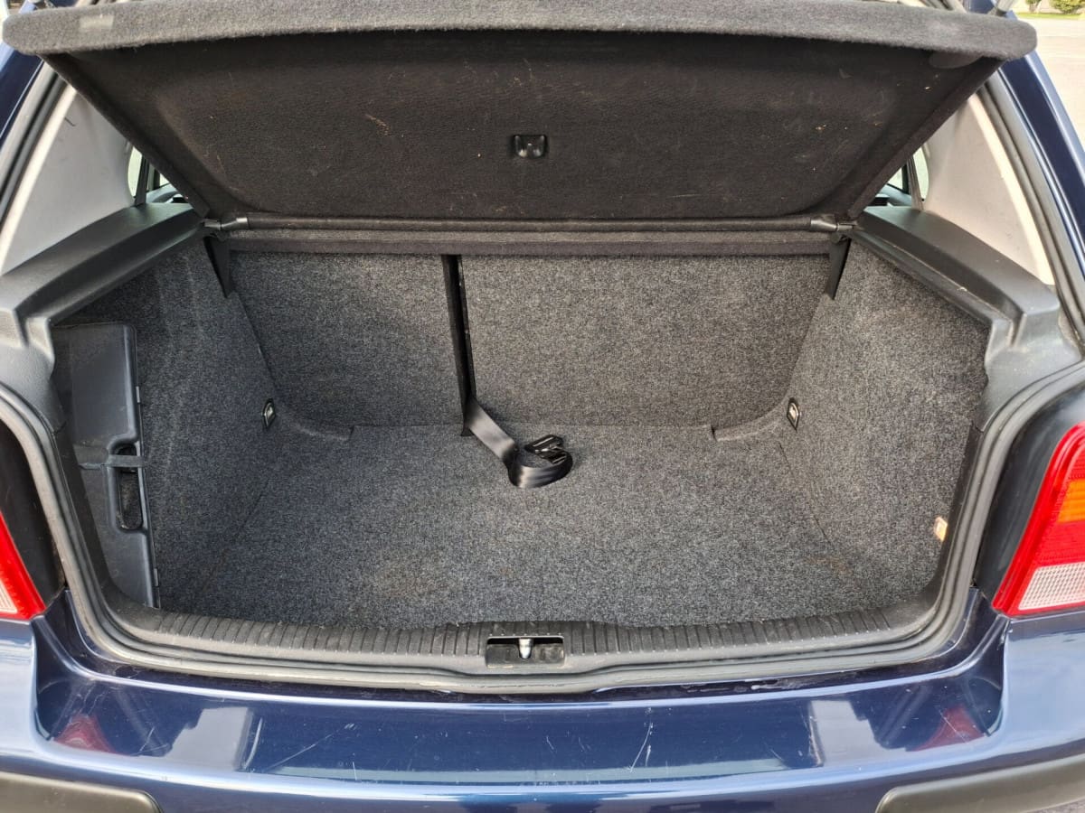 VOLKSWAGEN Golf 4ª serie 12