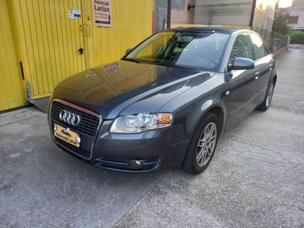 AUDI A4 1ª serie 109773346