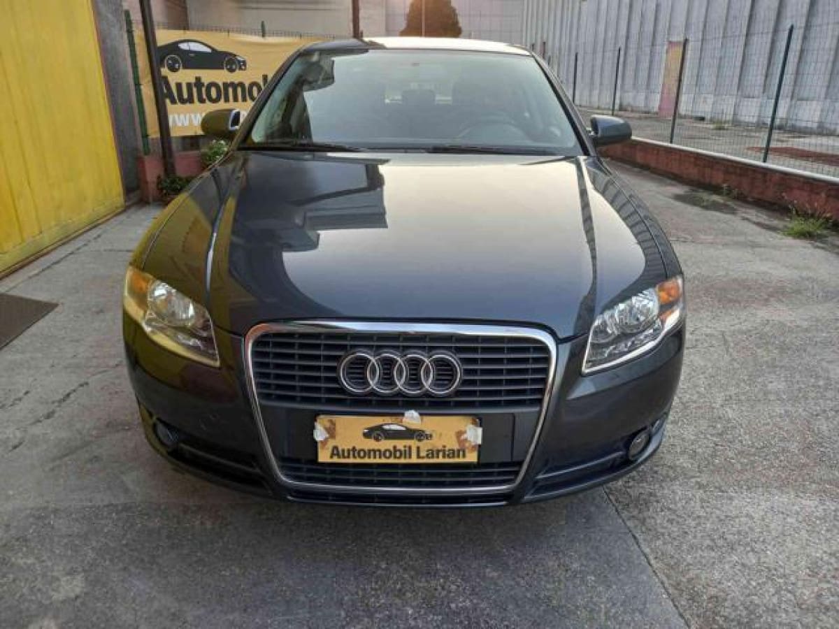 AUDI A4 1ª serie 2