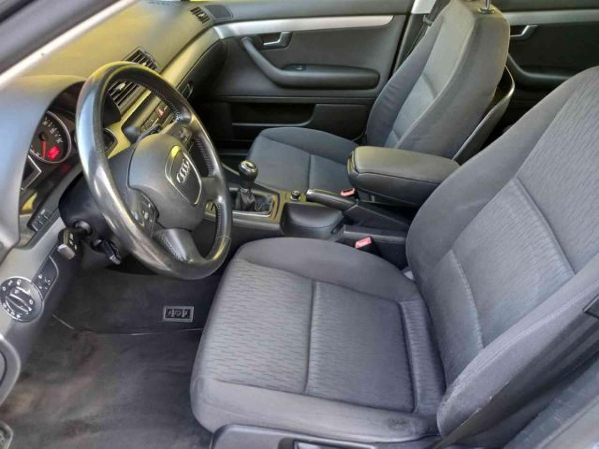 AUDI A4 1ª serie 5