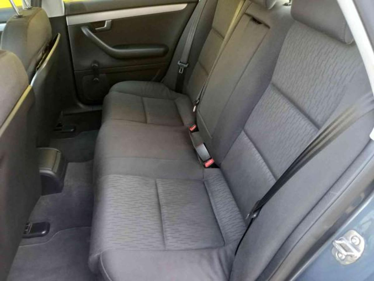 AUDI A4 1ª serie 7