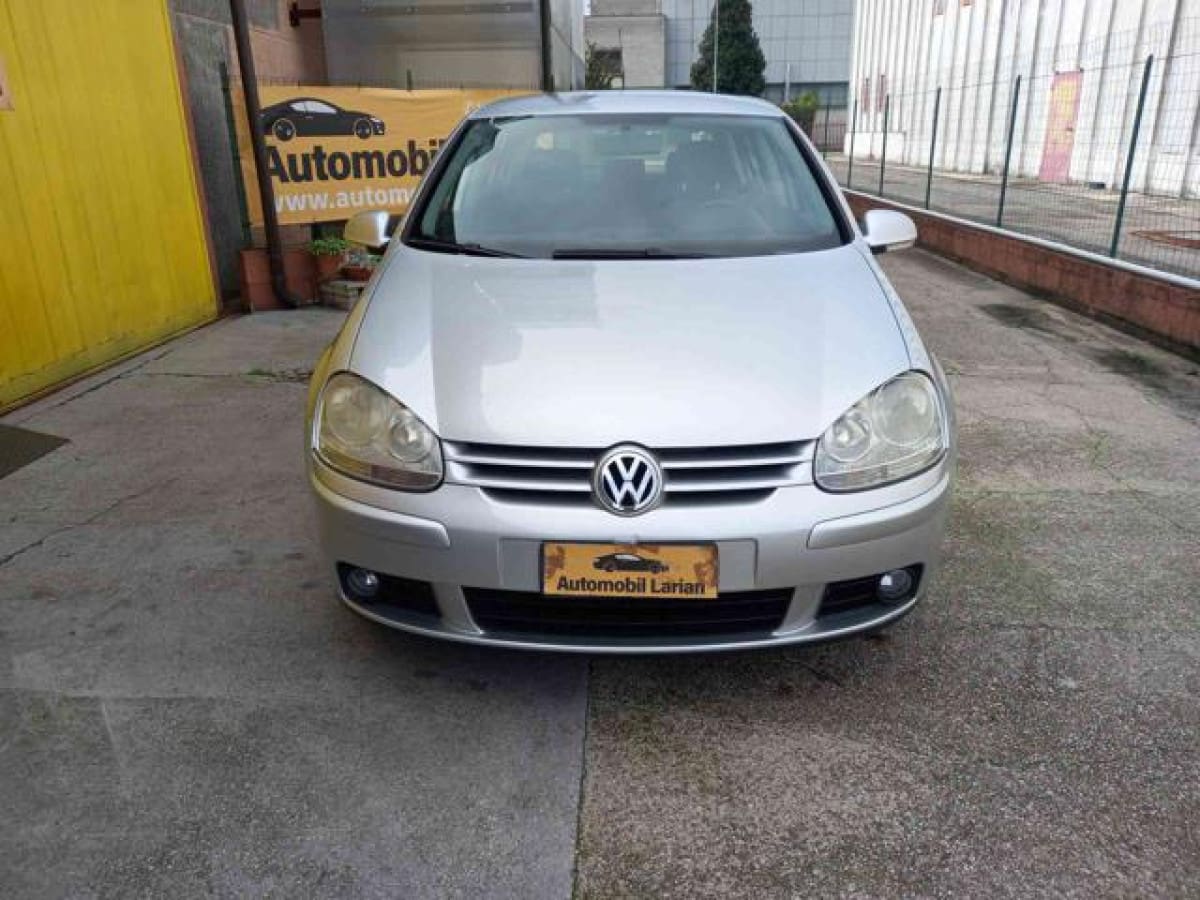 VOLKSWAGEN Golf 3ª serie 8
