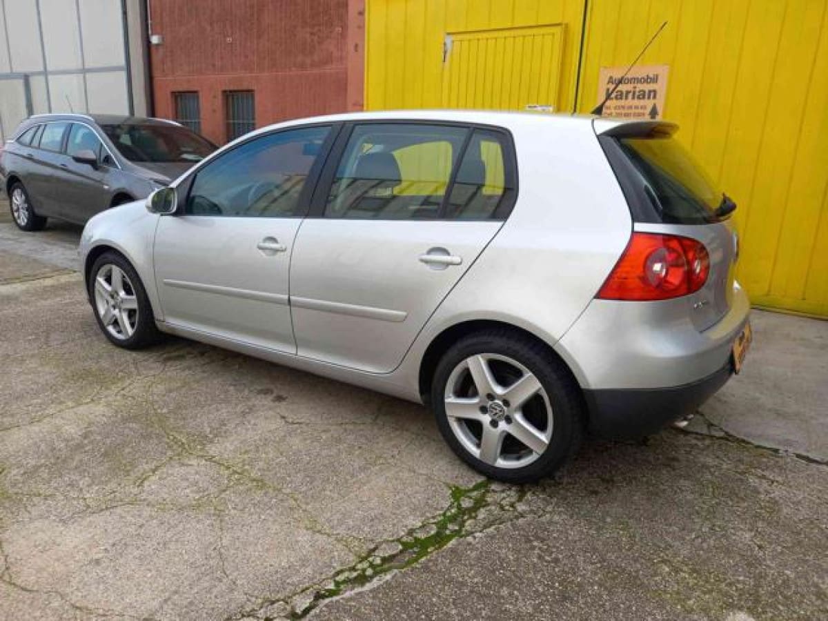 VOLKSWAGEN Golf 3ª serie 9