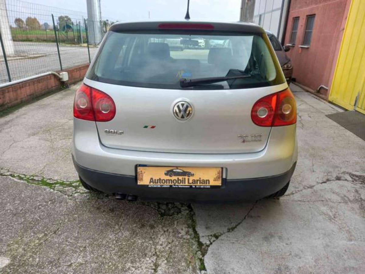 VOLKSWAGEN Golf 3ª serie 11