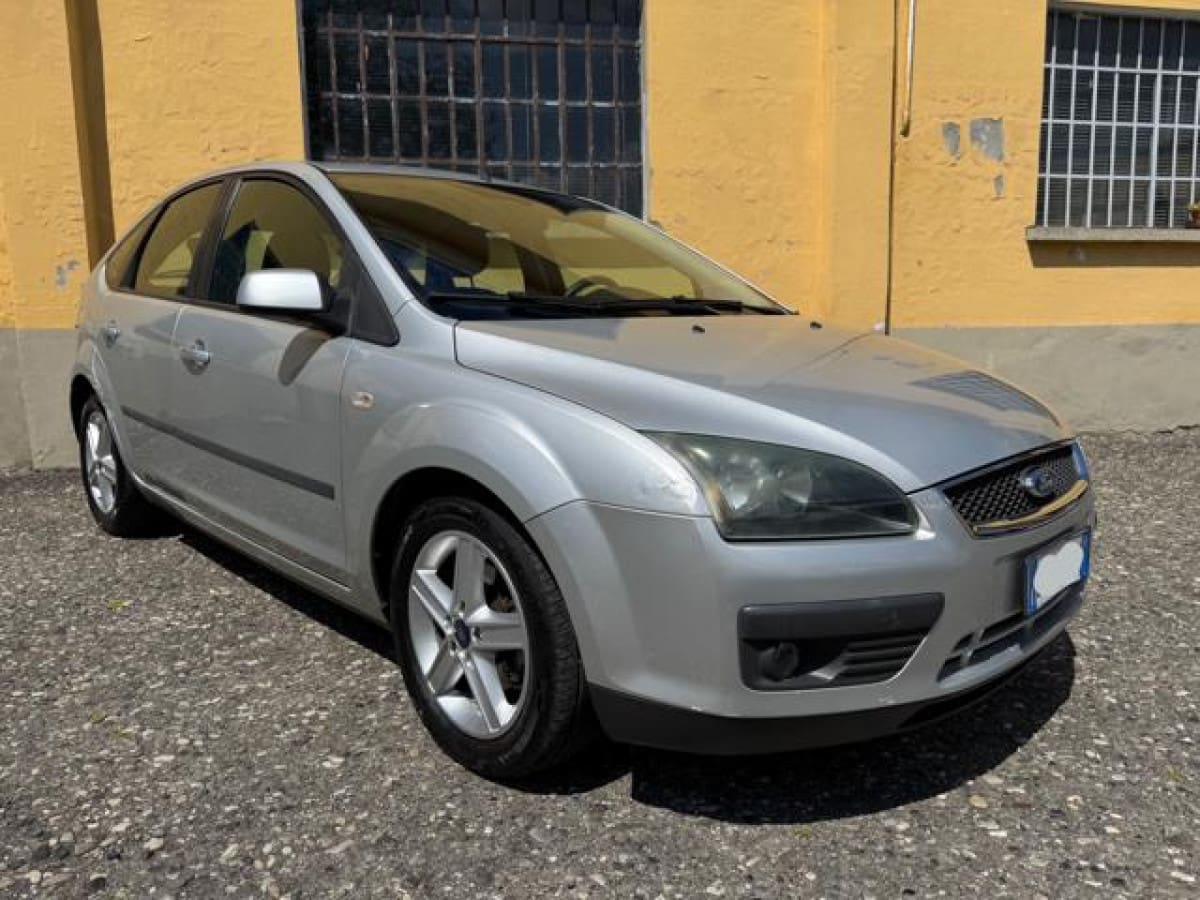 FORD Focus 1ª serie 8